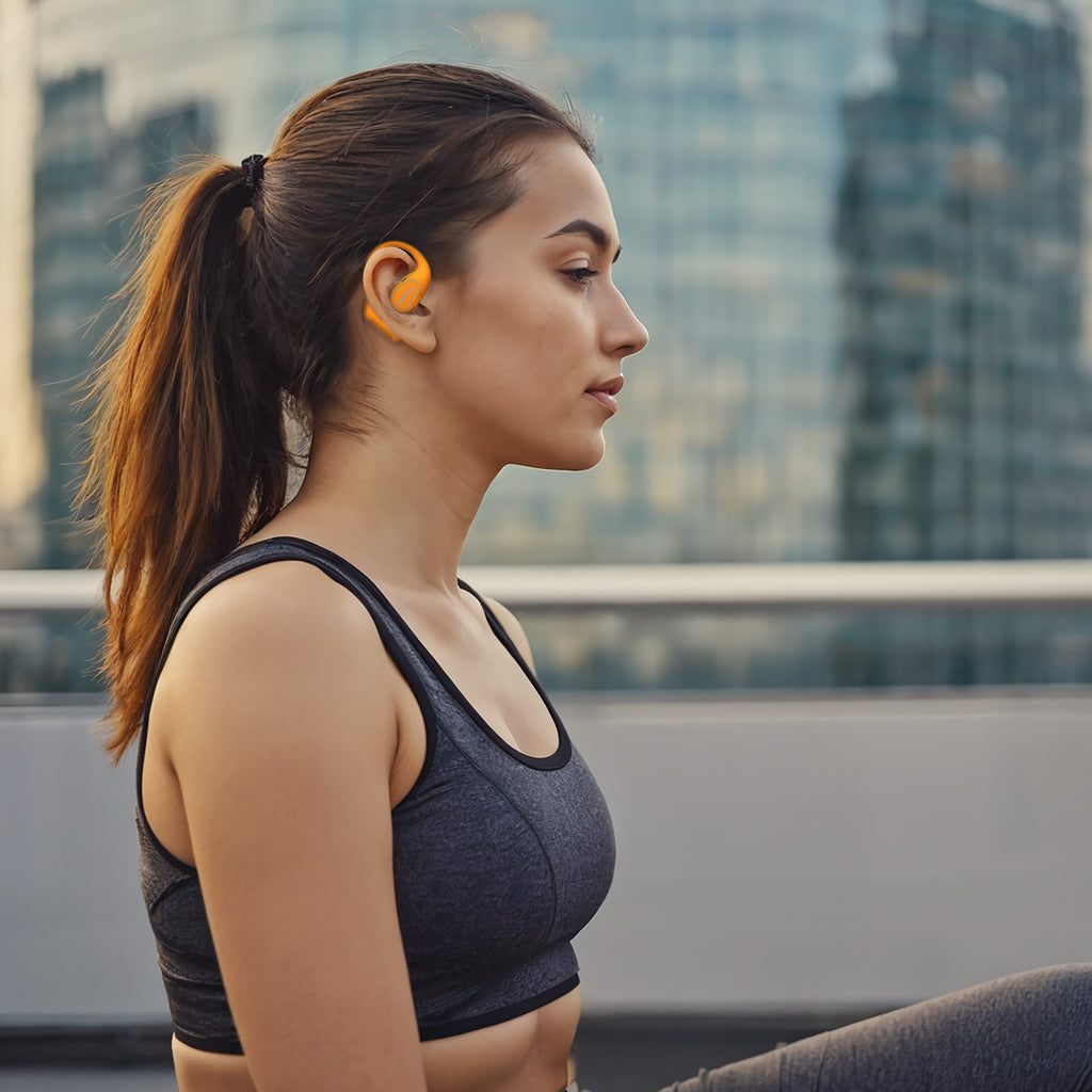 Open-Ear Comfort with Built-in Hooks